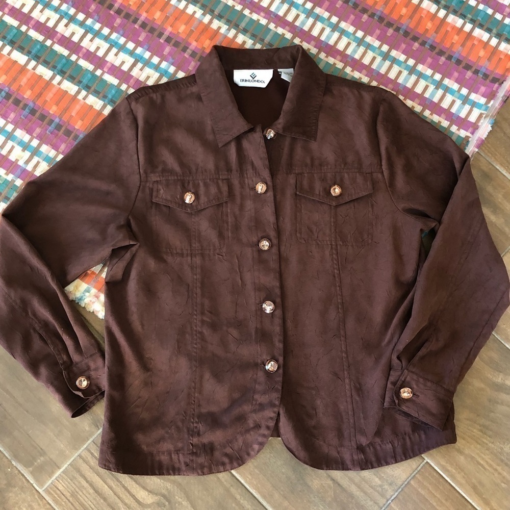 Button Down Erin London Size Medium - Picture 2 of 12